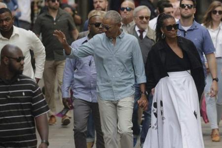 Obama, Spielberg and Springsteen delight Barcelona restaurant staff