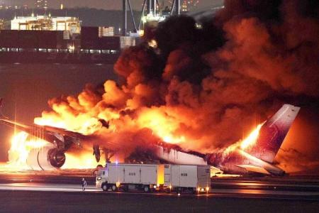 Japan Airlines pilots ‘unaware of fire’ at first
