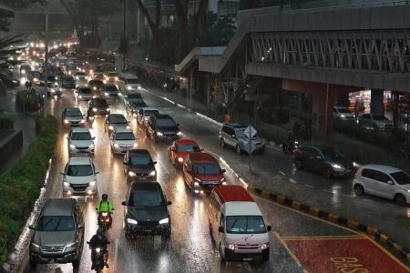 M'sia collects $2.7m in traffic summonses after offering discount 