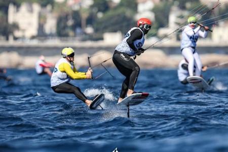 Maeder tops standings after Day 2 of Olympic kitefoiling