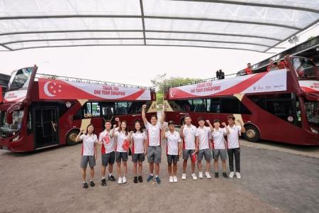 Singapore Olympians greet public in celebratory parade 