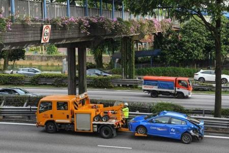 3 taken to hospital after accident on PIE near Toa Payoh