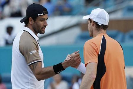 Murray beats ailing Berrettini to reach Miami second round