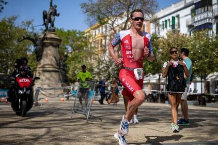 Triathlon Olympian Brownlee might race in S'pore in April