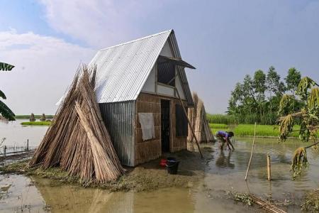 Bangladesh’s ‘tiny houses’ tackle giant flood challenge