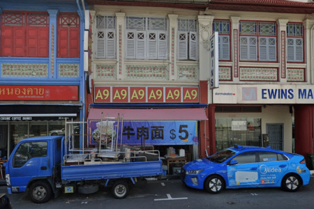 SFA suspends, fines Geylang eatery for dirty premises, unregistered worker