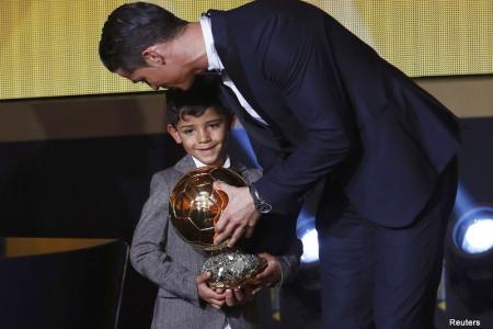 Ronaldo beats Messi to retain Ballon d'Or