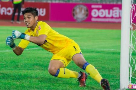 Izwan stays grounded despite flying start