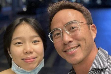 Allan Wu’s daughter gets award for topping class