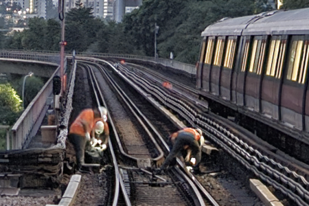 Slower East-West MRT services due to track fault