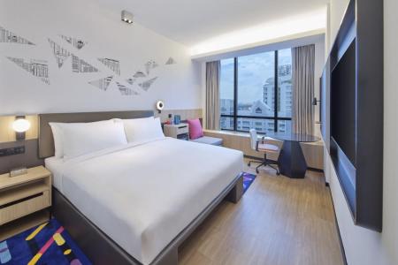 Aloft Singapore Novena: A staycay of style and substance