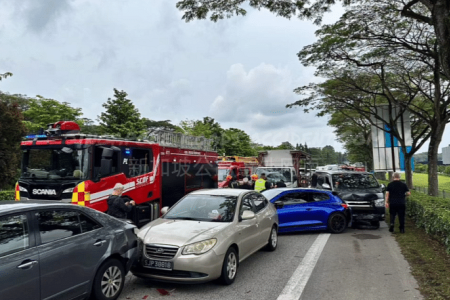 3 injured in 6-vehicle pile-up on PIE