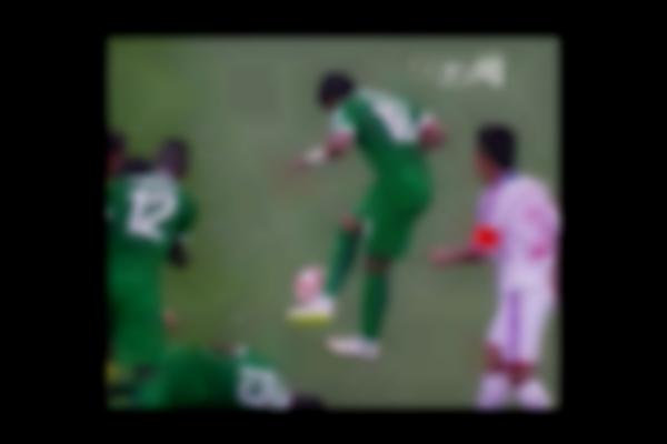 Saudi arabia player make some skills while his team mate get injured ● Salem Al-Dawsari ● Funny