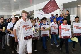 Senior Minister of State for Defence and Manpower Zaqy Mohamad flagging off the Street Collection For Gaza Relief initiative on Nov 17.