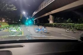 The three bicycles were lined up in a row, causing a taxi to slam into one of them in the wee hours of Dec 20.