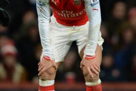 Alexis Sanchez during Arsenal&#039;s EPL match against QPR on Boxing Day.