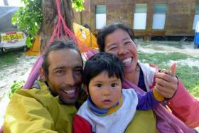 A happy family torn apart by an unfortunate accident in Thailand. 