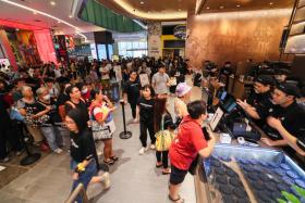 Were you one of many who queued for Chagee at Orchard Gateway?