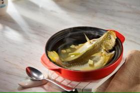 One of Putien&#039;s signature dishes is its stewed yellow croaker. 