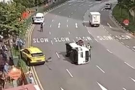 The driver managed to escape through the van&#039;s window with the help of passers-by.