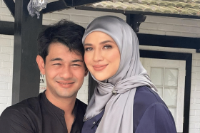 Malaysian actress Diana Danielle (right) has filed for divorce from her Malaysian actor husband Farid Kamil (left) yet again, just a year after reconciling with him.