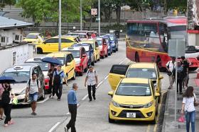 During recent visits to the Ban San Street Terminal, ST saw a long line of licensed taxis waiting for passengers.