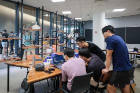 NUS Computing has a current enrolment of over 6,000 undergraduates and nearly 2,000 postgraduates.